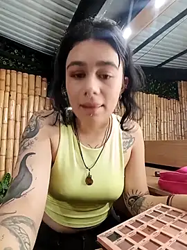 flower smith  online show from November 2025 11:35:02 AM