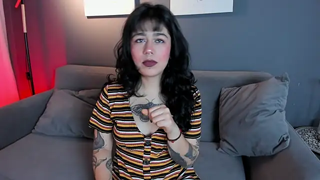 flower smith  online show from December 2025 11:47:01 AM