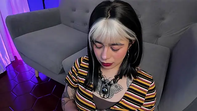 flower smith  online show from March 2026 11:54:01 AM