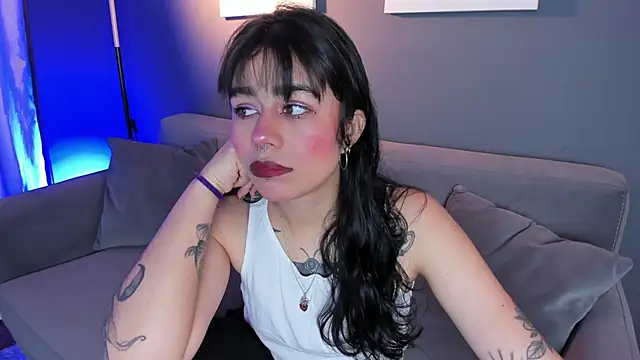 flower smith  online show from November 2025 11:44:01 AM