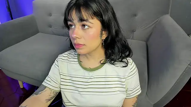 flower smith  online show from April 2026 11:50:02 AM