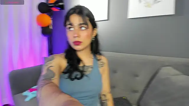 flower smith  online show from October 2025 11:44:02 AM