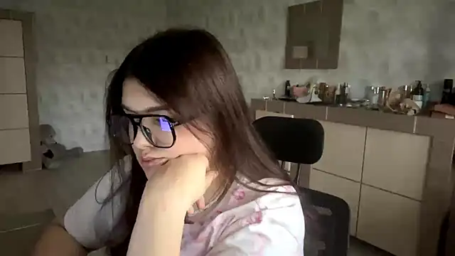 CarylWeatherholtz online show from December 2025 12:32:02 PM