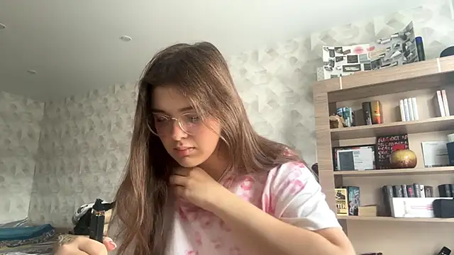 CarylWeatherholtz online show from September 2025 12:41:01 PM