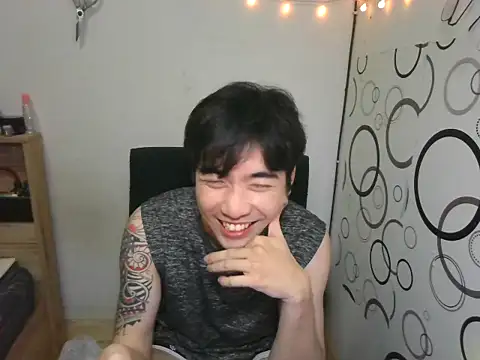 moaman190 online show from October 2025 05:46:01 PM