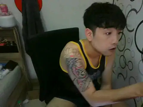 moaman190 online show from November 2025 02:39:02 PM