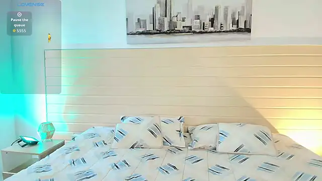 GabiHills online show from December 2025 06:31:02 PM