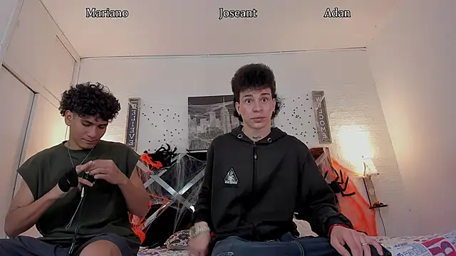 Snapshot of Adan_Oriol chatting on October 2025 03:27:01 AM Adan Oriol online show from October 2025 03:27:01 AM