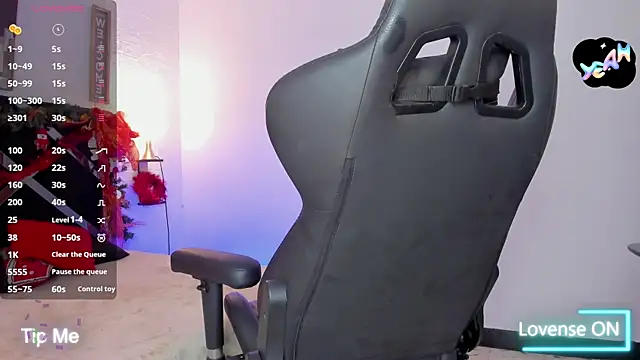 Adan Oriol online show from December 2025 07:41:01 PM