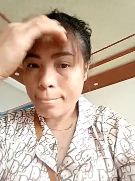 Snapshot of Maymay0033 chatting on October 2025 12:23:02 AM Maymay0033 online show from October 2025 12:23:02 AM