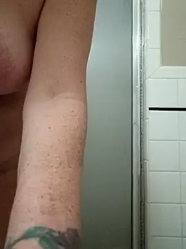 Bored Grandma online show from March 2026 08:32:02 PM