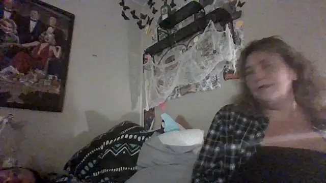 Snapshot of Bored_Grandma chatting on September 2025 07:37:02 AM Bored Grandma online show from September 2025 07:37:02 AM