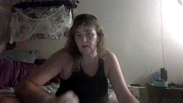 Snapshot of Bored_Grandma chatting on September 2025 07:20:02 AM Bored Grandma online show from September 2025 07:20:02 AM