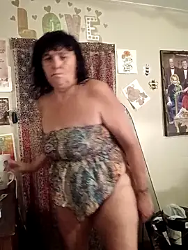 Bored Grandma online show from May 2026 09:01:02 AM