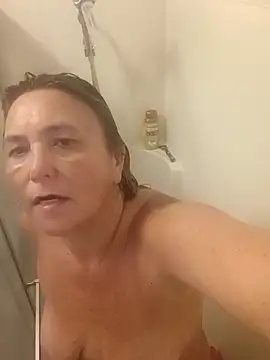 Bored Grandma online show from November 2025 06:18:02 AM