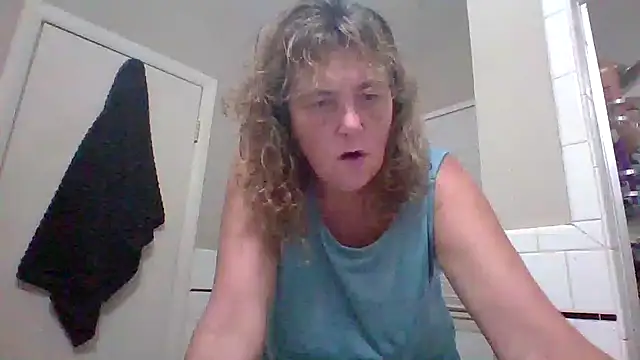 Snapshot of Bored_Grandma chatting on September 2025 01:55:01 AM Bored Grandma online show from September 2025 01:55:01 AM