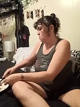 Bored Grandma online show from May 2026 02:55:01 AM