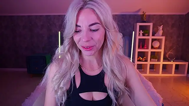 BellaRayyy online show from April 2026 05:58:02 AM