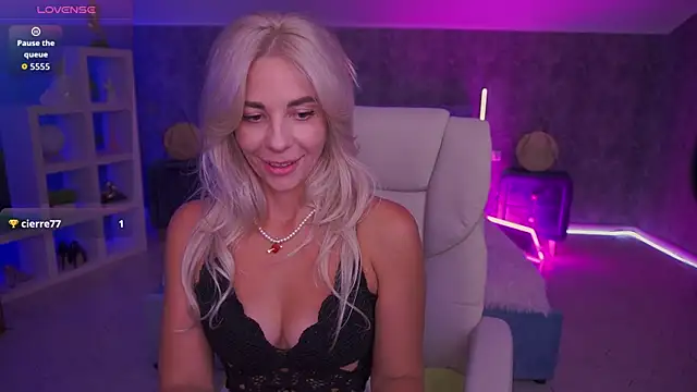 BellaRayyy online show from June 2026 01:05:01 PM