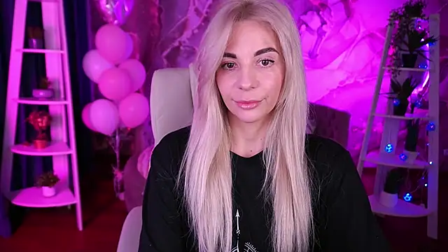 BellaRayyy online show from February 2026 03:02:02 PM