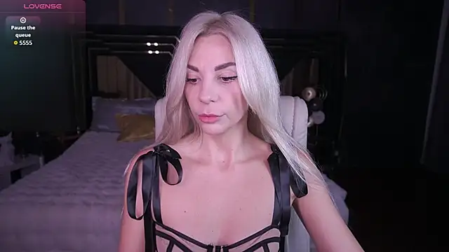 BellaRayyy online show from December 2025 09:09:02 PM