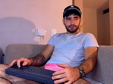 zack sullivan22 online show from November 2025 03:29:01 AM