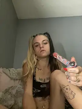 ittybittymeryssa online show from October 2025 03:07:02 AM