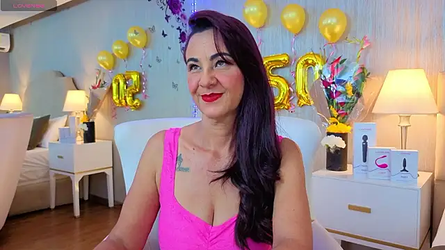 Snapshot of ScarleetJonson chatting on February 2026 07:00:01 PM ScarleetJonson online show from February 2026 07:00:01 PM