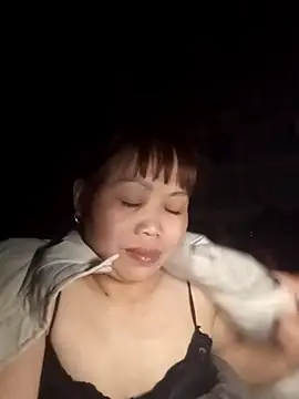 Snapshot of _YooY_ chatting on November 2025 02:22:01 PM YooY online show from November 2025 02:22:01 PM