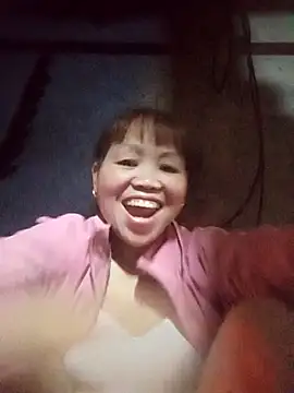 Snapshot of _YooY_ chatting on November 2025 03:39:01 AM YooY online show from November 2025 03:39:01 AM