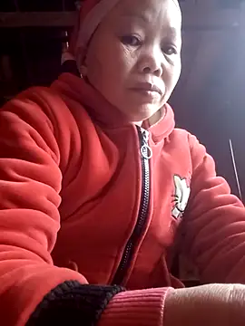 Snapshot of _YooY_ chatting on November 2025 12:44:01 AM YooY online show from November 2025 12:44:01 AM