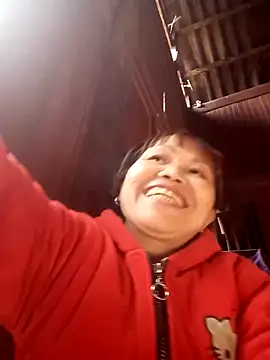 Snapshot of _YooY_ chatting on November 2025 02:12:01 AM YooY online show from November 2025 02:12:01 AM