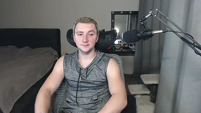 Snapshot of Elvin_Vaenight chatting on October 2025 10:40:02 PM Elvin Vaenight online show from October 2025 10:40:02 PM
