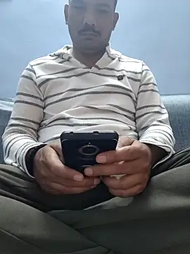 Virat FatDick online show from December 2025 05:06:01 PM