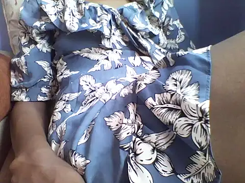 Moongodessy online show from January 2026 01:14:01 PM