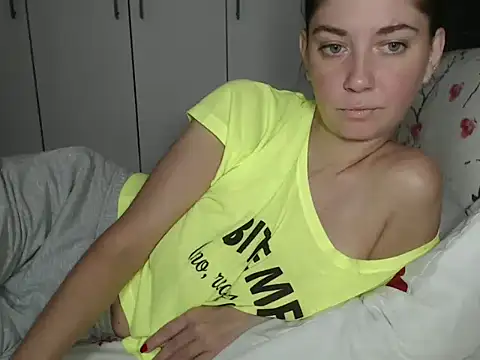 petite danielle online show from September 2025 06:46:01 AM