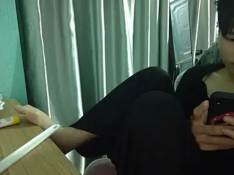 Ly-ny online show from December 2025 03:01:02 PM