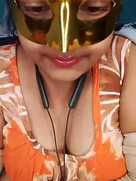 mimi87hoty online show from January 2026 05:06:01 PM