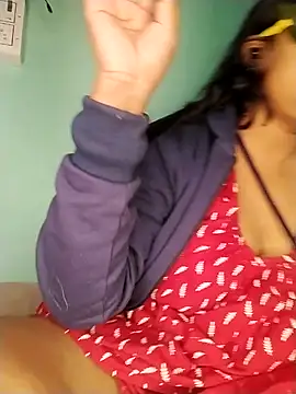 mimi87hoty online show from January 2026 05:38:02 PM