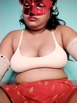 Snapshot of mimi87hoty chatting on October 2025 06:27:01 PM mimi87hoty online show from October 2025 06:27:01 PM