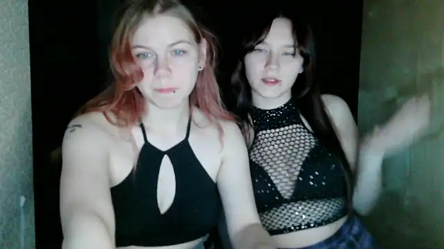 Poppy sun online show from October 2025 09:06:02 PM