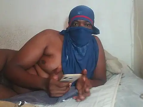 Bussyfats online show from April 2026 07:55:01 AM