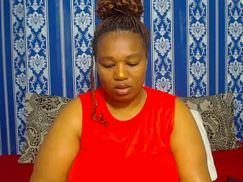 JUICEYLIPS333 online show from October 2025 01:23:01 PM