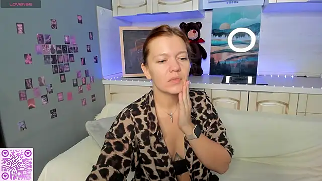 BattyBaker online show from September 2025 02:40:01 AM