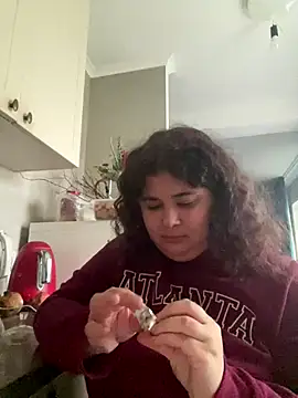 AliceCurlyX online show from December 2025 12:18:02 PM