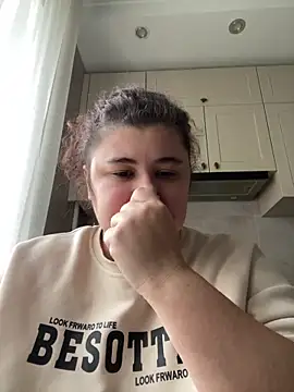 AliceCurlyX online show from February 2026 09:06:02 AM