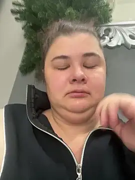 Snapshot of AliceCurlyX chatting on December 2025 09:21:01 AM AliceCurlyX online show from December 2025 09:21:01 AM