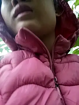 Ananine online show from November 2025 12:25:01 AM