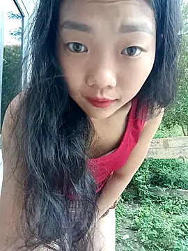 Ananine online show from May 2026 11:03:02 PM