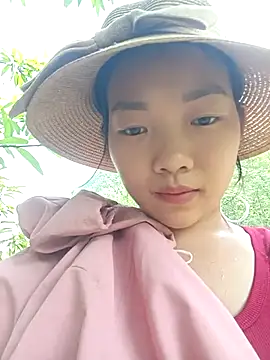 Ananine online show from April 2026 06:26:01 AM